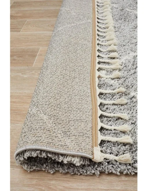 Saffron 22 Silver Rug -Home Décor Sales