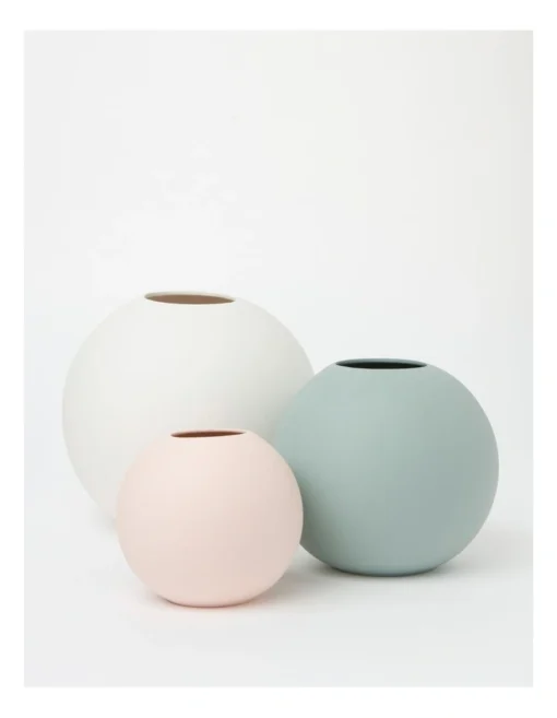 Kiama Ceramic Medium Vase 18x18x16cm In Green -Home Décor Sales
