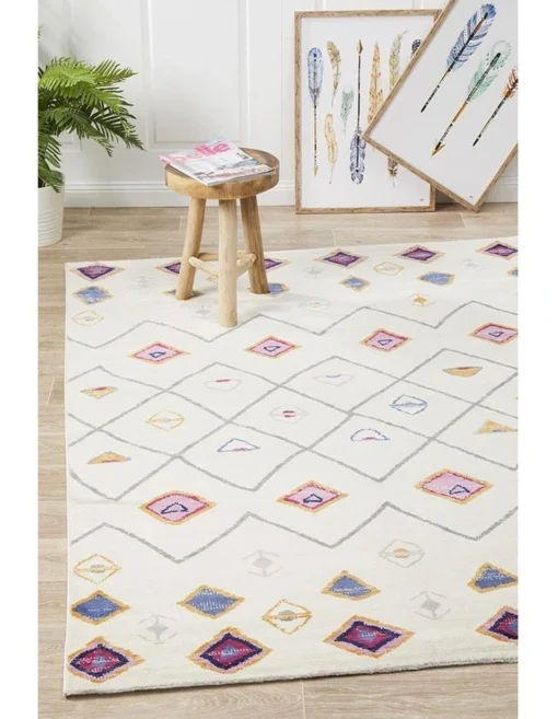 Zanzibar 763 White Rug -Home Décor Sales